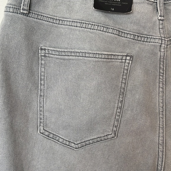 Simply Vera Vera Wang High Rise GreyStone Frayed Hem size 16 Shorts - Picture 5 of 14